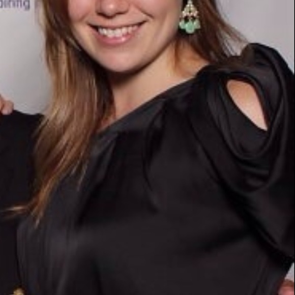 Off The Shoulder Dress - Picture 9 of 9